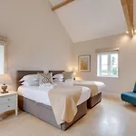 Holiday home 4 Bed In Bedale Oc-80704 *