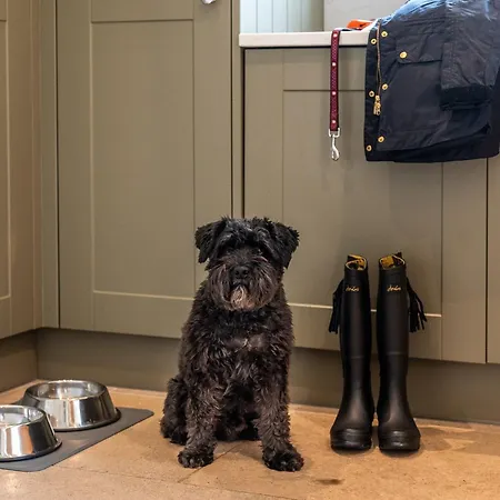 4 Bed In Bedale 80704 * Finghall